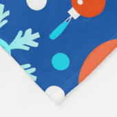 Blaues Weihnachtsmuster Fleecedecke (Ecke)