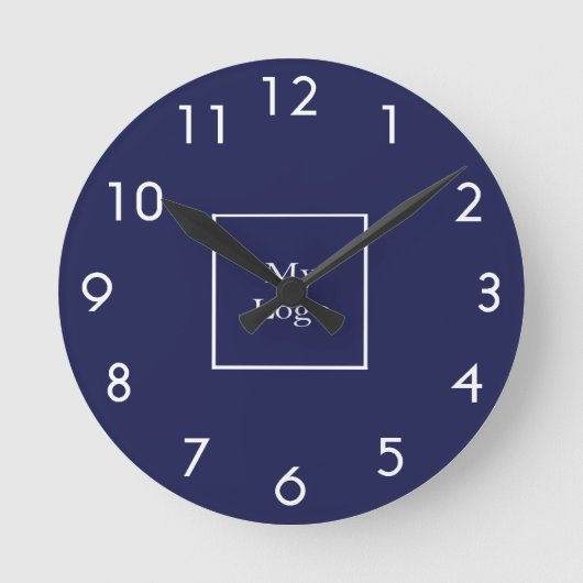 Blaues weißes Firmenlogo Runde Wanduhr (Vorderseite)