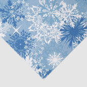 Blaues weißes Schneeflockenpapier Seidenpapier (Detail)