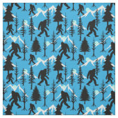 Blaues Winter-Sasquatch und Pine Trees Muster Stoff (Muster)