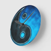 Blaues Yin Yang Symbol Runde Wanduhr (Winkel)