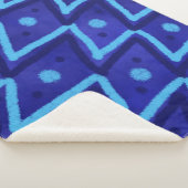 Blaues Zick-Zack-Punkte-Funky-Muster Sherpadecke (3/4)