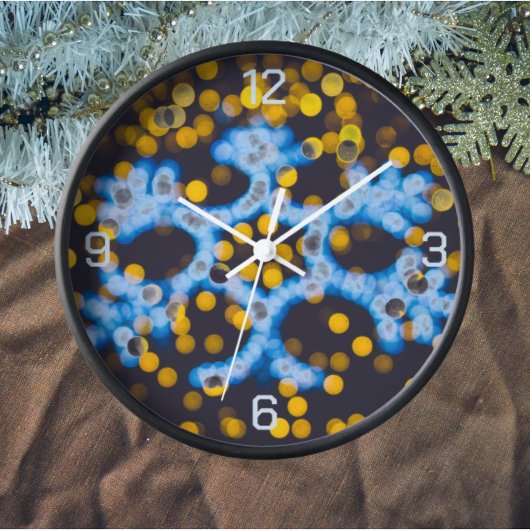 Blaugelbe Weihnachtsbeleuchtung Uhr