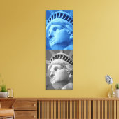 Blaugraue Freiheitsstatue umarmte Canvas Leinwanddruck (Insitu (Wohnzimmer))
