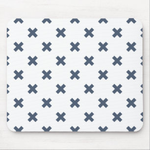 Blaugraue Kreuzstiche auf weiß Mousepad
