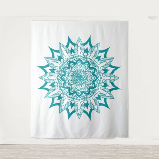 Blaugrün auf weißer Mandala Wandteppich (Vorderseite)