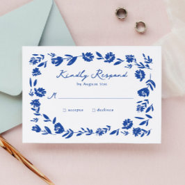 Blauhandgezeichnete Molkenkorrektur-Blume Hochzeit RSVP Karte