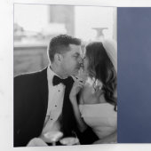 Blaurauchen aller Art in einer QR-Hochzeitseinladu Dreifach-gefaltete Programmkarte (Innen Erste Seite)