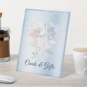 Blaurosa Blume Tabletop-Zeichen Sockelschild (In SItu)