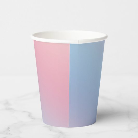 Blaurosa Ombre Gradient Blur Abstract Design Pappbecher (Rechts)