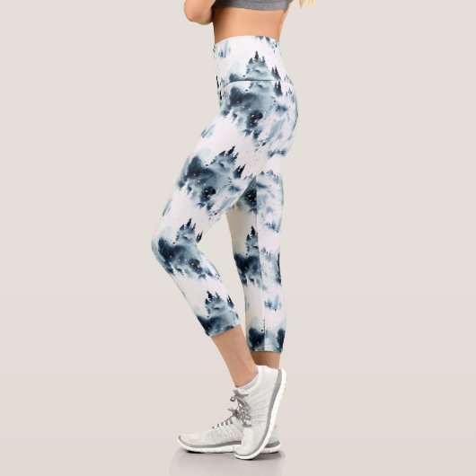 Blauwald-Aquarellmuster Capri Leggings (Links)