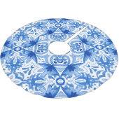 Blauweiße Fliese, Aquarellmuster. Polyester Weihnachtsbaumdecke (Schrägansicht)
