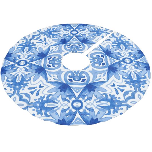 Blauweiße Fliese, Aquarellmuster. Polyester Weihnachtsbaumdecke (Schrägansicht)