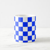Blauweißes Schachbrettmuster für den Karo Kaffeetasse (Mittel)