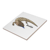 Blauzungenreptilierer Cartoon Fliese (Seite)