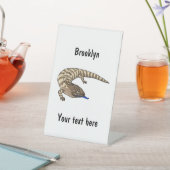 Blauzungenreptilierer Cartoon Sockelschild (In SItu)