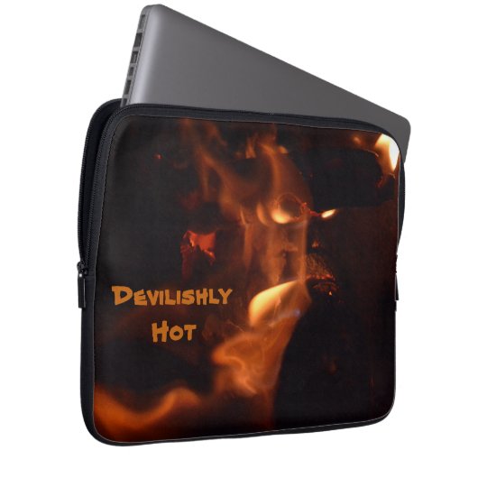 Blazing Devilish Flames Fotofeuer Laptopschutzhülle (Vorne Rechts)