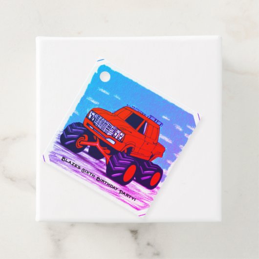 Blazing Fury: Der rote Monster Truck Geschenkanhänger (Beispiel)