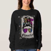 Bleached Nonni life Messy Bun Rainbow Leopard Moth Sweatshirt (Vorderseite)