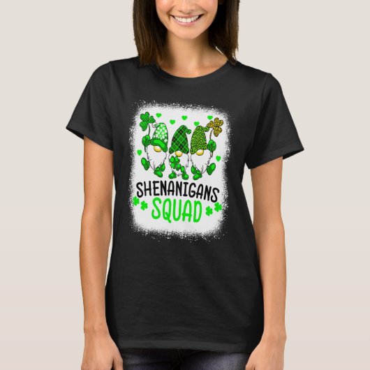 Bleached Shenanigans Squad St Patrick's Day Gnomes T-Shirt (Vorderseite)