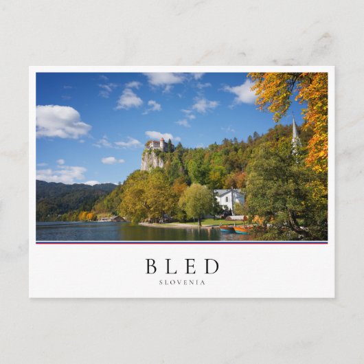 Bled See mit Bäumen in Herbstfarben in Slowenien Postkarte (Vorderseite)
