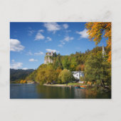 Bled See mit Bäumen in Herbstfarben in Slowenien Postkarte (Vorderseite)