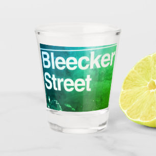 Bleecker Street, Greenwich Village, Manhattan NYC Schnapsglas