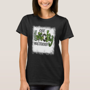Bleiached St Patricks Day Leopard One Lucky Practi T-Shirt