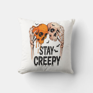 Bleib gruselig PNG, Retro-Totenkopf Halloween Kissen