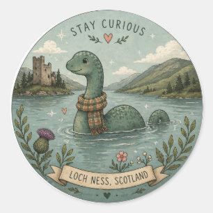 Bleib neugierig gemütliches Kryptiden Nessie Loch  Runder Aufkleber