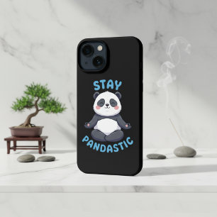Bleib Pandastisch T-Shirt, Lustiger Panda Meditati iPhone 13 Hülle