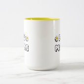Bleib positiv zweifarbige tasse (Mittel)