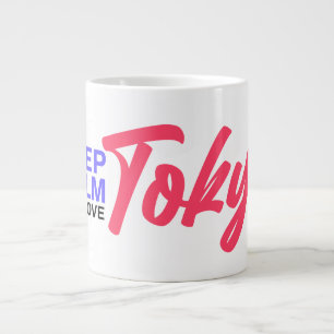 Bleib ruhig und liebe Tokio Design Jumbo-Tasse