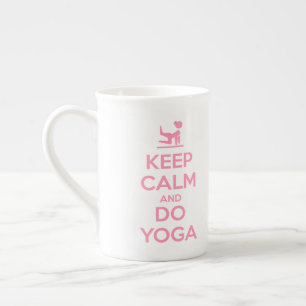 Bleib ruhig und mach Yoga Porzellantasse