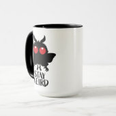 Bleib seltsam, gruselig, süß Mothman Kryptid Tasse (Vorderseite Links)