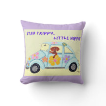 Bleib trippy, kleiner Hippie-Dachshund im Auto