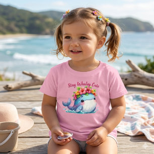 Bleib walweise süß   Süßer Babywal mit Blume Baby T-shirt