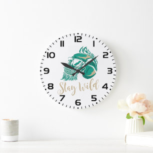 Bleib wild moderner bärtiger Totenkopf Große Wanduhr