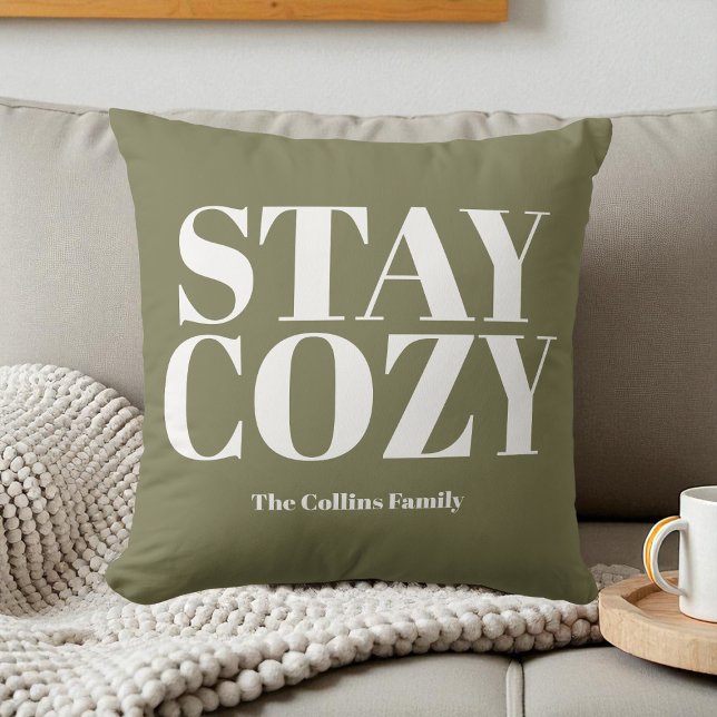 Bleibe Cosy Green Festival White Typografy Holiday Kissen (Von Creator hochgeladen)