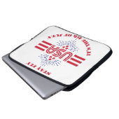 Bleibe fliegen, es ist der 4. Juli Laptopschutzhülle (Vorne Knopf)