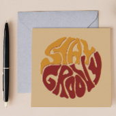 Bleibe Groovy mit einem Splash aus Rot und Gelb