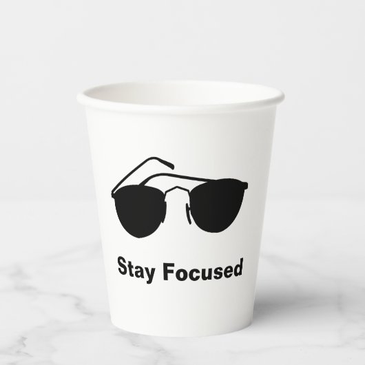 Bleibe im Jahr 2026 Pappbecher (Vorderseite)