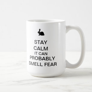 Bleibe Sie ruhige Tasse