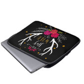 Bleibe Sie wild Laptopschutzhülle (Vorne Knopf)