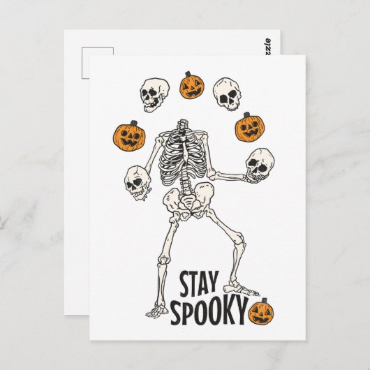 Bleibe Spooky Funny Halloween Skeleton Skulls Postkarte (Vorne/Hinten)