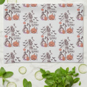 Bleibe Spooky Graveyard Skeleton Graues Halloween Geschirrtuch (Gefaltet)