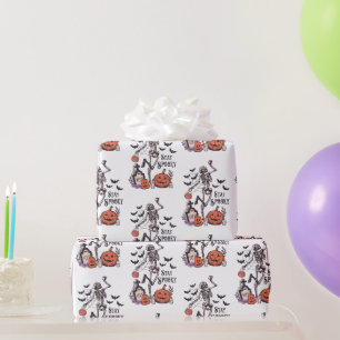 Bleibe Spooky Graveyard Skeleton White Halloween Geschenkpapier