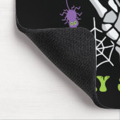 Bleibe Spooky Halloween Skeleton Hand Mousepad (Ecke)