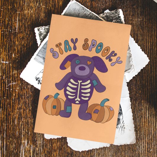 Bleibe Spooky Niedlich Skeleton Hund Halloween Postkarte