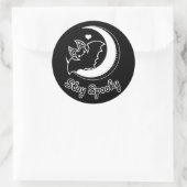 Bleibe Spooky Round Sticker schwarz (Tasche)